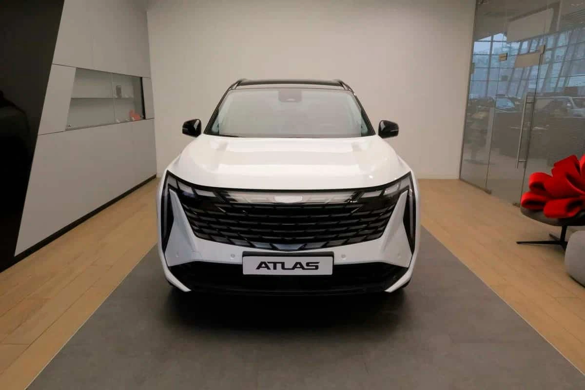Geely Atlas Новый