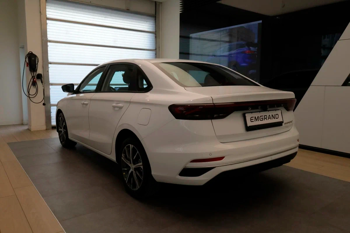 Geely Emgrand II