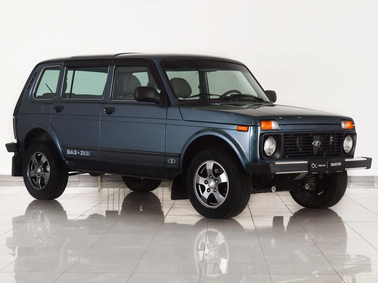 Lada Niva Legend
