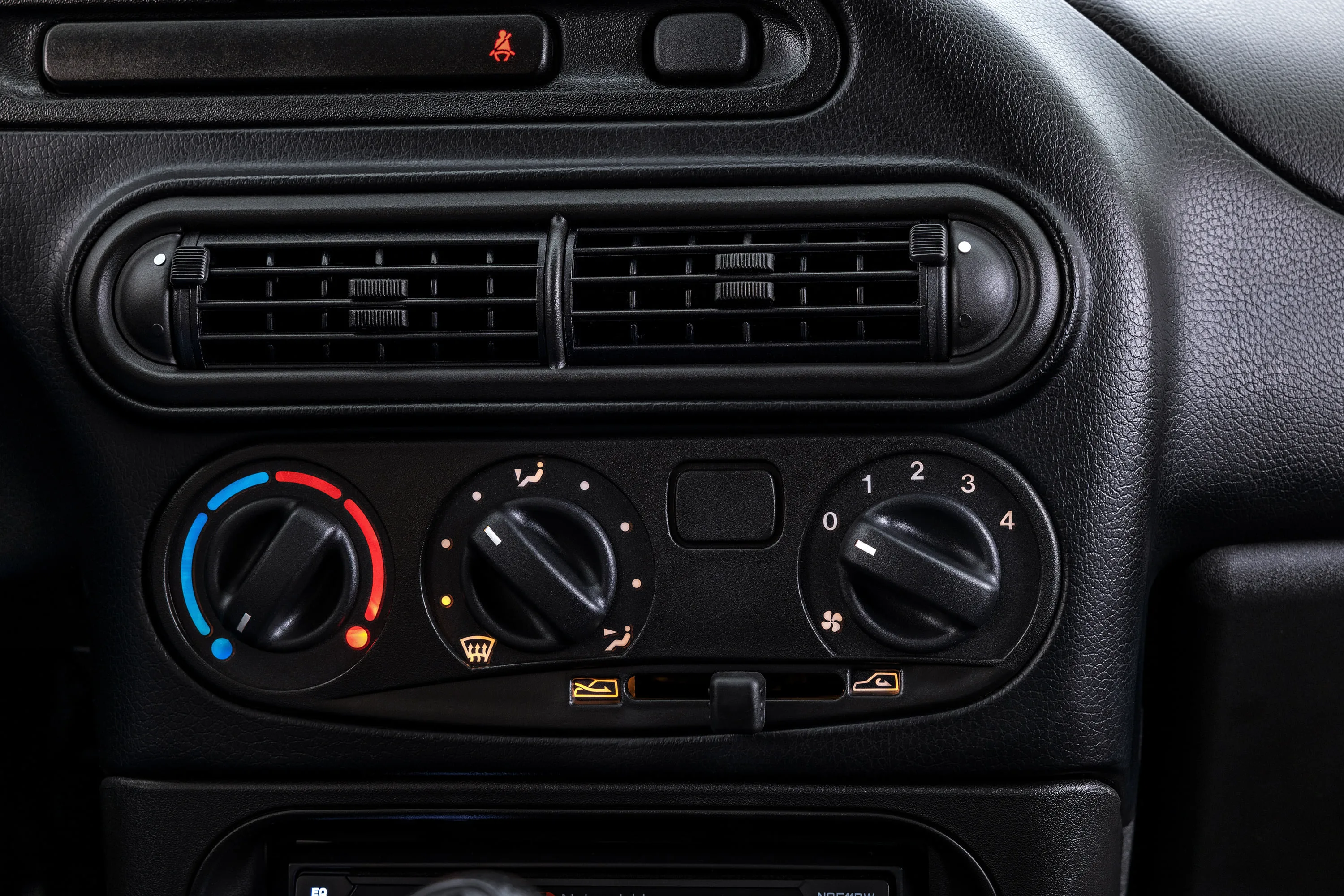 Lada Niva Travel Legacy