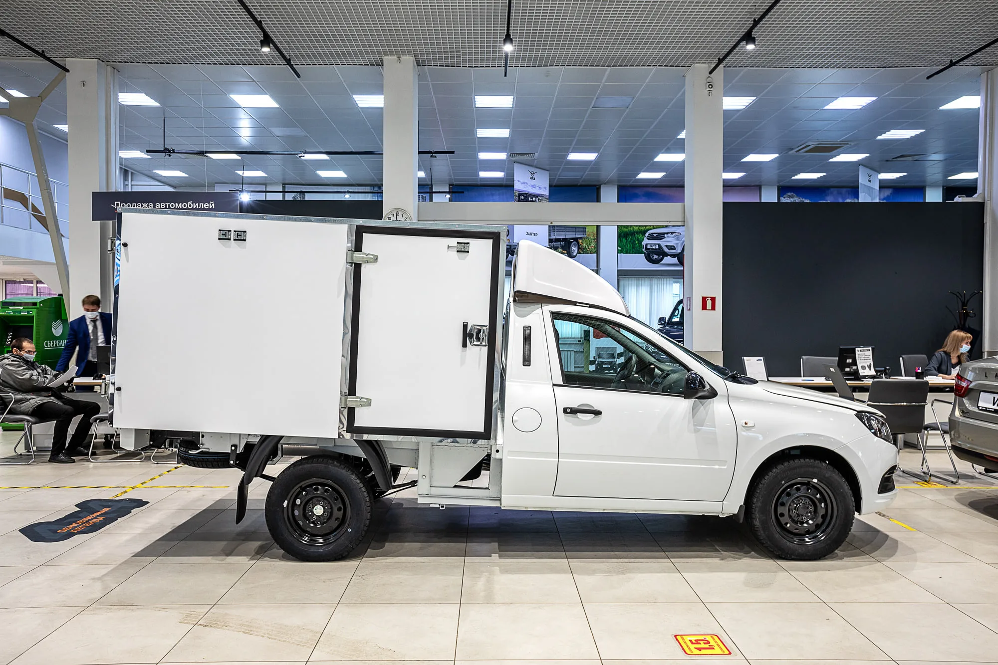 Lada Вис 23490 Промтоварный