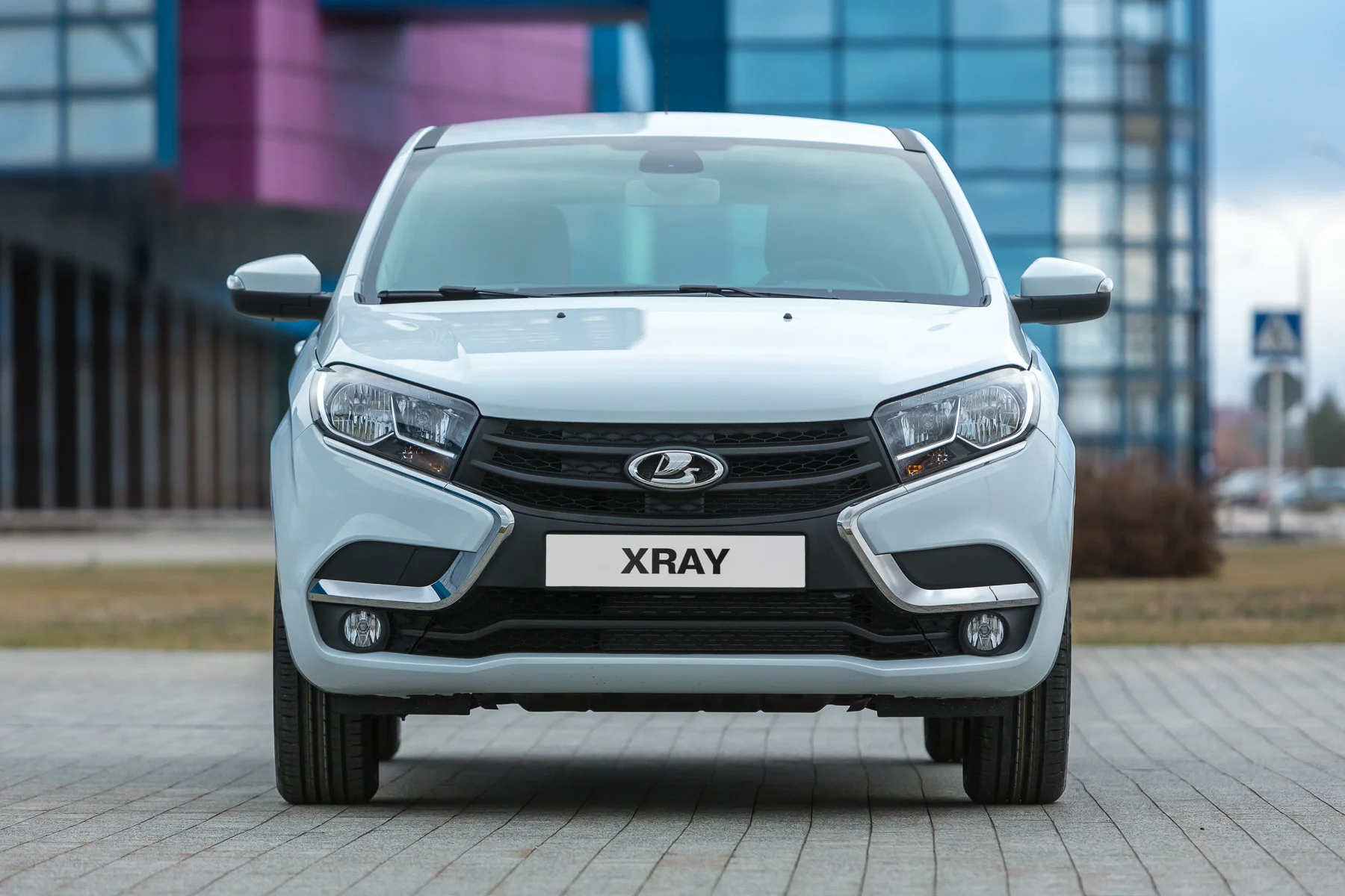 Lada Xray